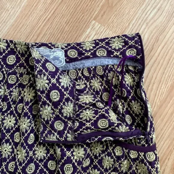 Nick & Mo Anthroplogie Embroidered Mini Skirt Size S Purple Gold Pleanty Pocket - Picture 7 of 7